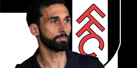 بالبلدي : لاعب
ريال
مدريد
يلم
الشمل
مع
أربيلوا
في
فولهام