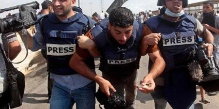 بالبلدي: مركز
      حماية
      وحرية
      الصحفيين
      يدعو
      لتحرك
      دولي
      عاجل
      لوقف
      استهداف
      الصحفيين
      الفلسطينيين