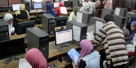 مؤشرات
تنسيق
المرحلة
الأولى
2026
علمي
وأدبي..
توقعات
القبول
بكليات
الطب
والهندسة
والإعلام