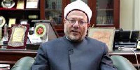 بالبلدي: مفتي
الجمهورية
السابق
يحسم
الجدل
حول
حكم
إفراد
يوم
الجمعة
بالصيام