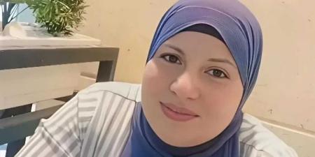 بدء
أولى
جلسات
محاكمة
المتهم
بقتل
طليقته
أمام
نجلها
في
منوف