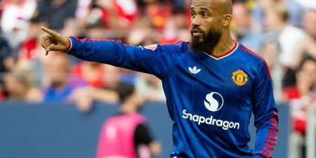 بالبلدي : فيديو
|
مبيومو
يقود
مانشستر
يونايتد
لقب
الطاولة
على
أتلتيكو
مدريد
وديًا