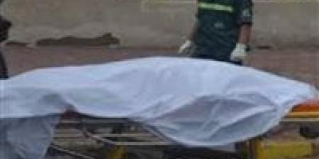 بالبلدي: العثور
على
جثة
شخص
أمام
مسجد
بالفيوم