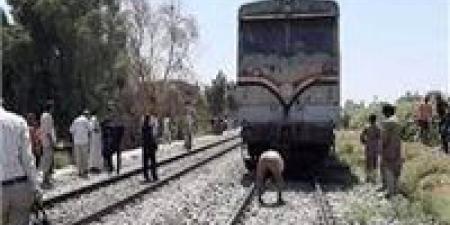 بالبلدي : مصرع
سيدة
صدمها
قطار
الصعيد
خلال
عبور
مزلقان
غير
قانوني
في
قنا