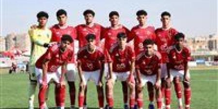 بالبلدي: أهلي
2009
يفوز
على
القناة
بثنائية
نظيفة
في
افتتاح
بطولة
الجمهورية