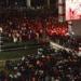 بالبلدي: الآلاف
      من
      أعضاء
      الزمالك
      يحتفلون
      بالتأهل
      التاريخي
      لمنتخب
      مصر
      إلى
      دور
      الـ16
      بالمونديال