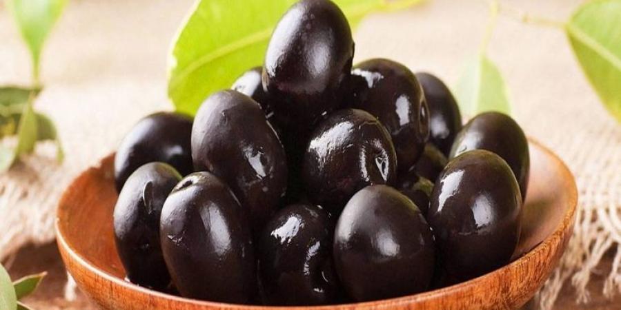 بالبلدي : فوائد الزيتون الأسود للرجال  والأضرار والقيم الغذائية