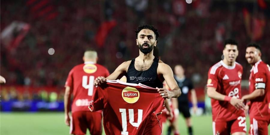بالبلدي : كواليس
      تأخير
      تجديد
      عقد
      حسين
      الشحات
      مع
      الأهلي..
      ونصيحة
      هامة
      من
      شوبير