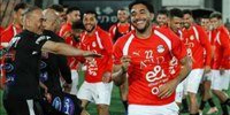 بالبلدي: لوك
      إيميل:
      مرموش
      أفضل
      كمهاجم
      ولوكاكو
      قد
      يبدأ
      على
      مقاعد
      البدلاء