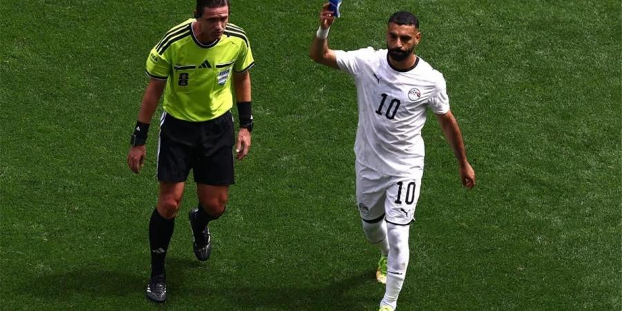 بالبلدي : كواليس
      ما
      حدث
      بين
      حسام
      حسن
      ومحمد
      صلاح
      بعد
      استبداله
      أمام
      بلجيكا
      في
      كأس
      العالم