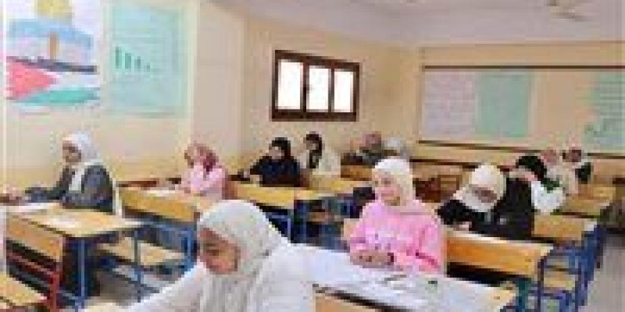 بالبلدي : عاجل..
      خطوات
      الاستعلام
      عن
      نتيجة
      الشهادة
      الإعدادية
      2026
      بالقاهرة
