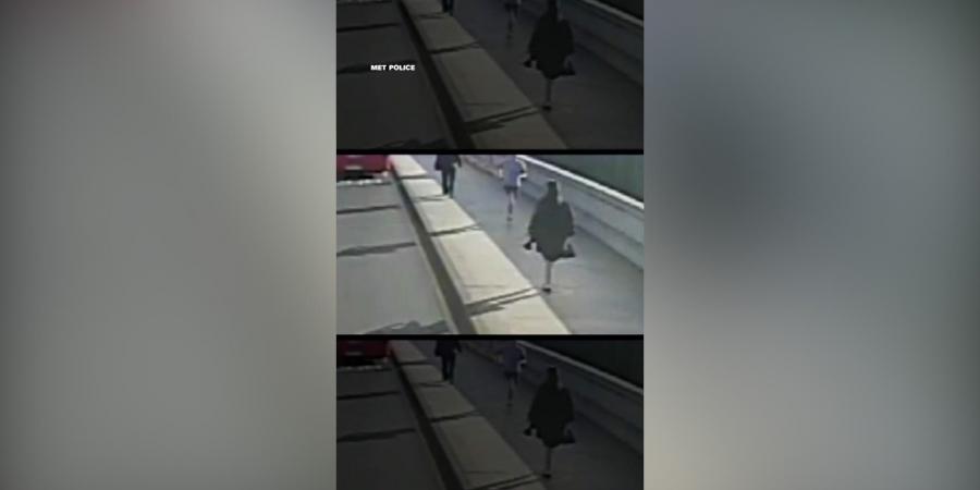 belbalady بعد سنوات من الهرب.. القبض على رجل دفع امرأة أمام حافلة بمشهد مروع في لندن