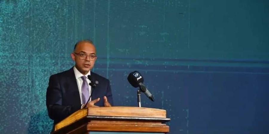 وزير
      الاستثمار:
      الشركات
      الناشئة
      أحد
      المحركات
      الرئيسية
      للنمو
      الاقتصادي
      وخلق
      فرص
      العمل