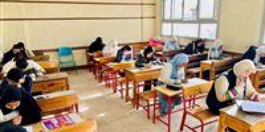 بالبلدي : عاجل|
      قبل
      انطلاقها
      الأحد..
      محظورات
      لجان
      امتحانات
      الثانوية
      العامة
      2026