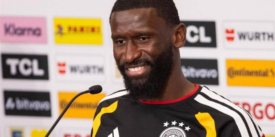 بالبلدي : روديجر
      يلمح
      إلى
      إمكانية
      انتقال
      زميله
      في
      ألمانيا
      إلى
      ريال
      مدريد..
      ويعلق
      على
      عودة
      مورينيو