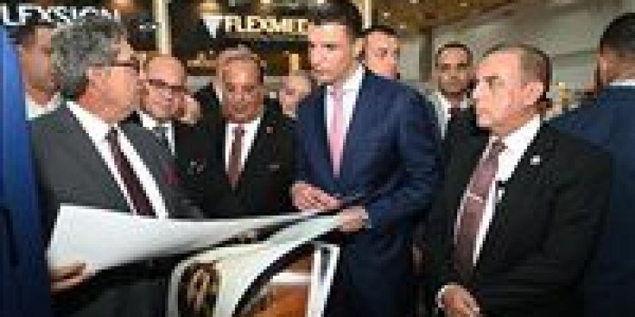 بالبلدي: وزير
      الصناعة
      يفتتح
      معرض
      تكنوبرنت
      الدولي
      2026
      للطباعة
      والتغليف