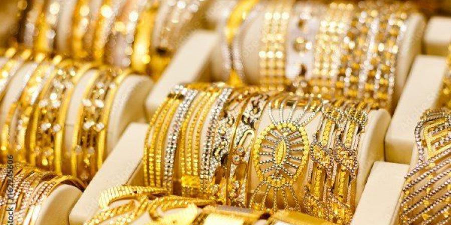 بالبلدي: استقرار
      بعد
      تراجع..
      أسعار
      الذهب
      في
      مصر
      اليوم
      الجمعة
      19
      يونيو
      2026