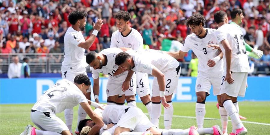 بالبلدي : منتخب
      مصر
      يتخذ
      قرارًا
      بعد
      مواجهة
      نيوزيلندا
      بشأن
      مباراة
      إيران
      في
      كأس
      العالم