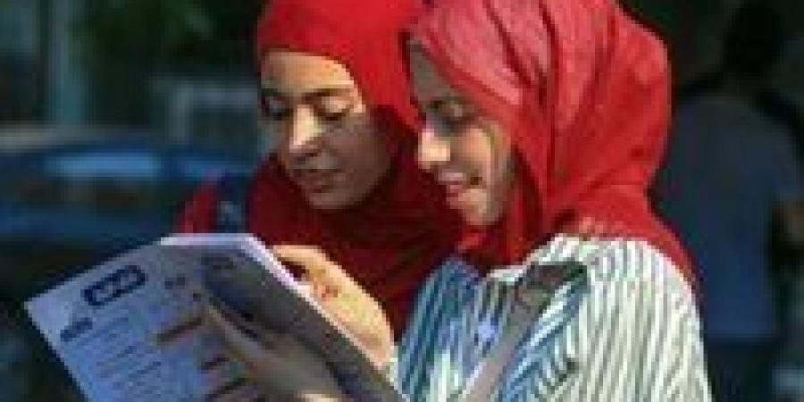 بالبلدي : عاجل|1500
      جنيه
      عن
      كل
      مادة..
      رسوم
      امتحان
      المواد
      القومية
      بالثانوية
      2026
      -
      2027
