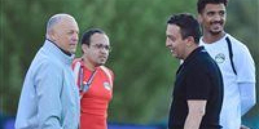 بالبلدي: المونديال..
      مصر
      تهدد
      بالانسحاب
      من
      لقاء
      إيران
      بسبب
      دعم
      المثليين
      تدريب
      سياتل