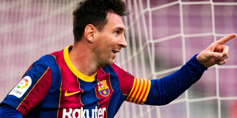 بالبلدي : هل
      يواجه
      ليونيل
      ميسي
      برشلونة
      قبل
      انطلاق
      الموسم
      الجديد؟