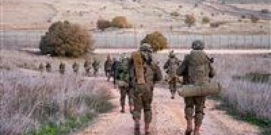 بالبلدي: برعاية
      أمريكية..
      إسرائيل
      تبدأ
      انسحابا
      تجريبيا
      من
      جنوب
      لبنان
      الأحد