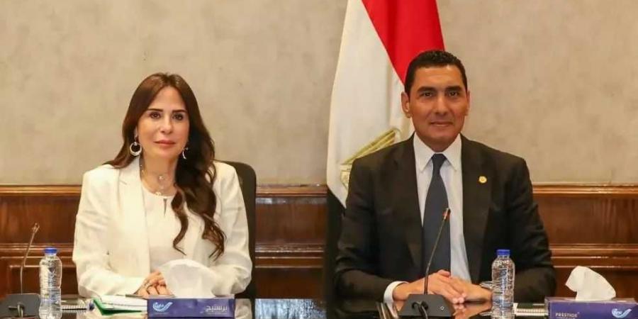 وزيرا
      الشباب
      والإسكان
      يبحثان
      سبل
      التعاون
      المشترك
      في
      عدد
      من
      المشروعات
      والملفات
