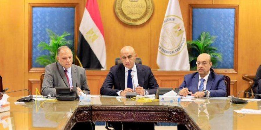 بالبلدي: حقيقة
      تداول
      امتحان
      اللغة
      العربية
      للثانوية
      العامة
      2026