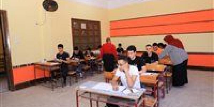 بالبلدي : مصدر
      بالتعليم:
      التعامل
      بحسم
      مع
      كافة
      المخالفات
      التي
      رصدت
      أثناء
      امتحان
      اللغة
      العربية