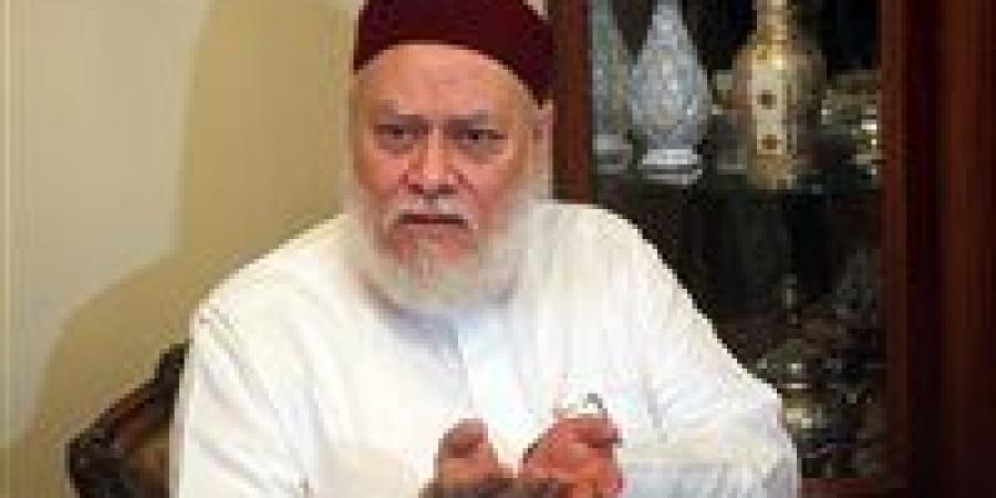 بالبلدي: علي
      جمعة:
      الأنس
      بالله
      يزداد
      بالطاعة
      ويقترن
      دائمًا
      بالأدب
      والخشوع