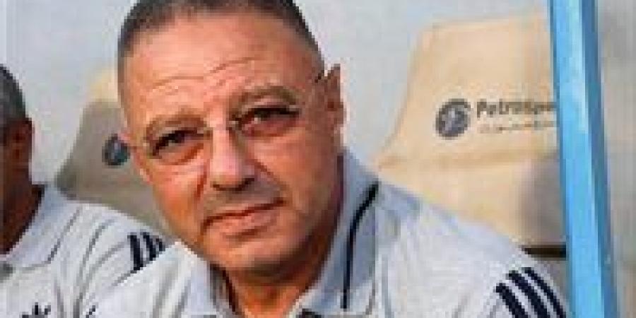 بالبلدي: طلعت
      يوسف:
      المدرب
      الأجنبي
      لا
      يناسب
      الزمالك
      في
      المرحلة
      الحالية
