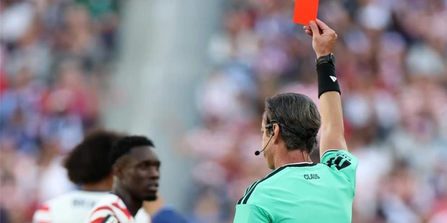 بالبلدي : قرار
      جديد
      من
      الاتحاد
      البلجيكي
      بشأن
      موقف
      فيفا
      من
      إلغاء
      طرد
      لاعب
      أمريكا