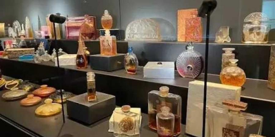 سرقة
      مجوهرات
      بملايين
      اليوروهات
      من
      متحف
      “رينيه
      لاليك”
      شرق
      فرنسا..
      وفتح
      تحقيق
      عاجل