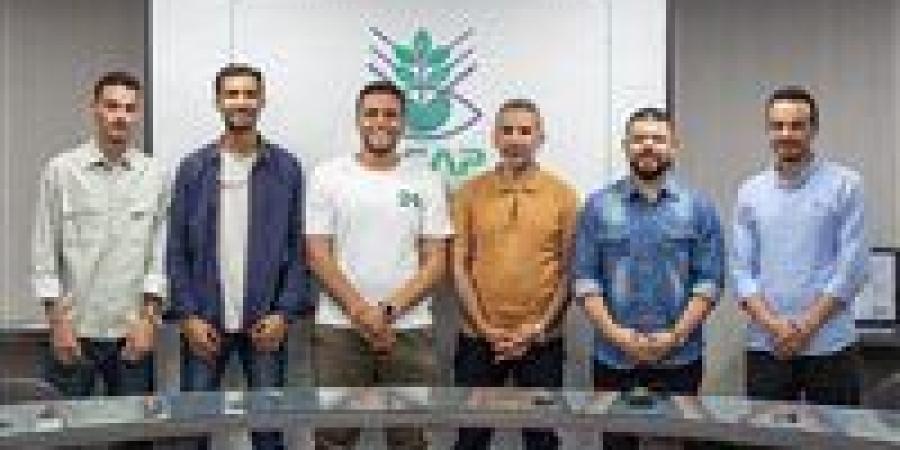 بالبلدي: "متبقيات
      المبيدات"
      ينظم
      برنامجًا
      تدريبيًا
      للفائزين
      بمسابقته
      الرمضانية
      لتأهيل
      الكوادر
      الشابة
      في
      سلامة
      الغذاء