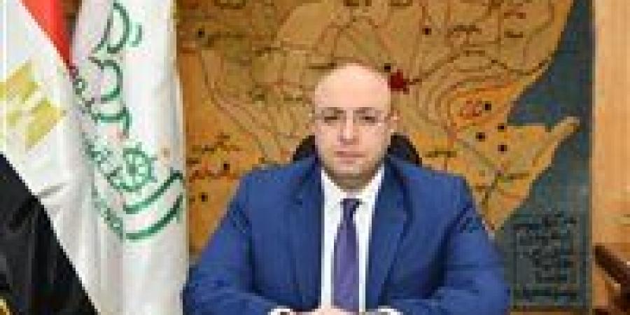 بالبلدي : عاجل..
      محافظ
      الفيوم
      يصدر
      قرارًا
      بترقية
      5162
      معلمًا
      وأخصائيًا
      بالتربية
      والتعليم