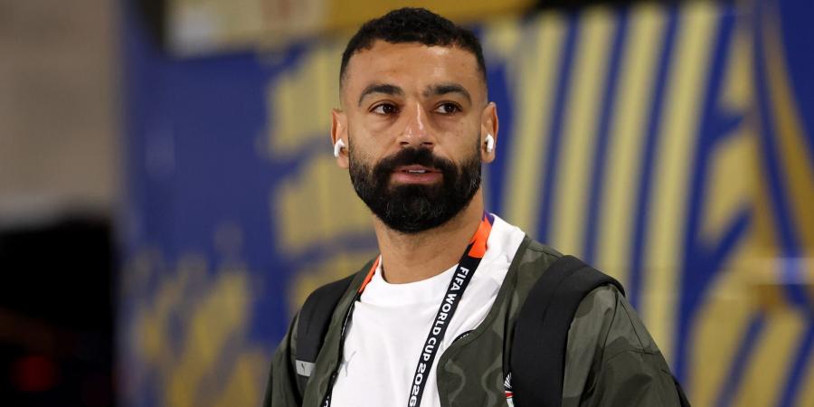 بالبلدي: جملة قالها السيسي لمحمد صلاح خلال استقبال منتخب مصر تلقي رواجًا