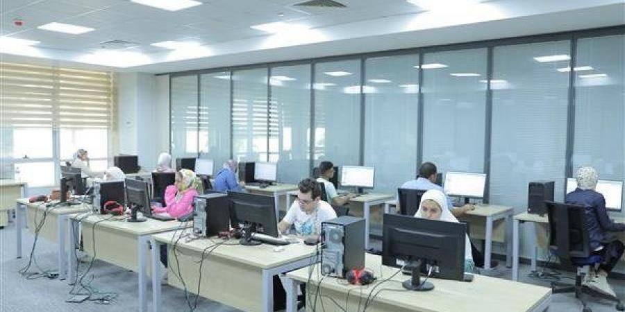 بالبلدي: بالفيديو..
      التعليم
      العالي
      توضح
      آلية
      تنسيق
      القبول
      بالجامعات
      الحكومية
      لطلاب
      الثانوية
      العامة