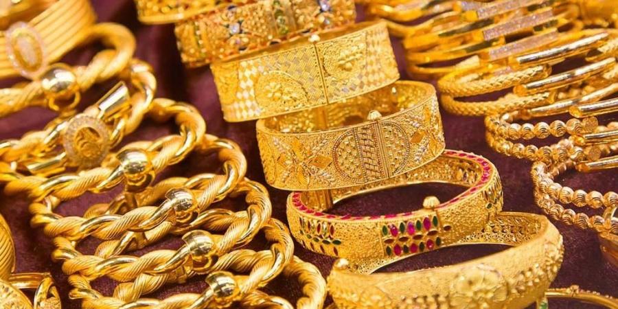 بالبلدي : أسعار
      الذهب
      في
      الكويت
      اليوم..
      هل
      حان
      وقت
      الشراء
      بعد
      هدوء
      الأسواق؟