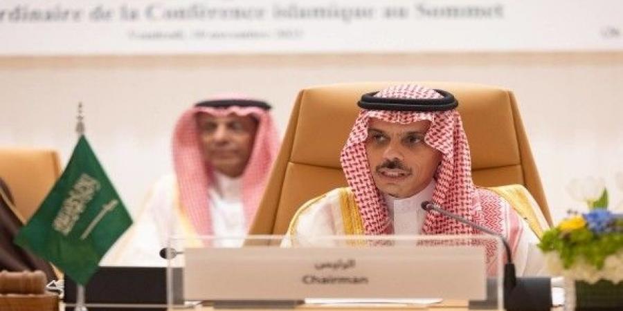 بالبلدي: وزيرا
      خارجية
      السعودية
      وإيران
      يبحثان
      جهود
      خفض
      التصعيد