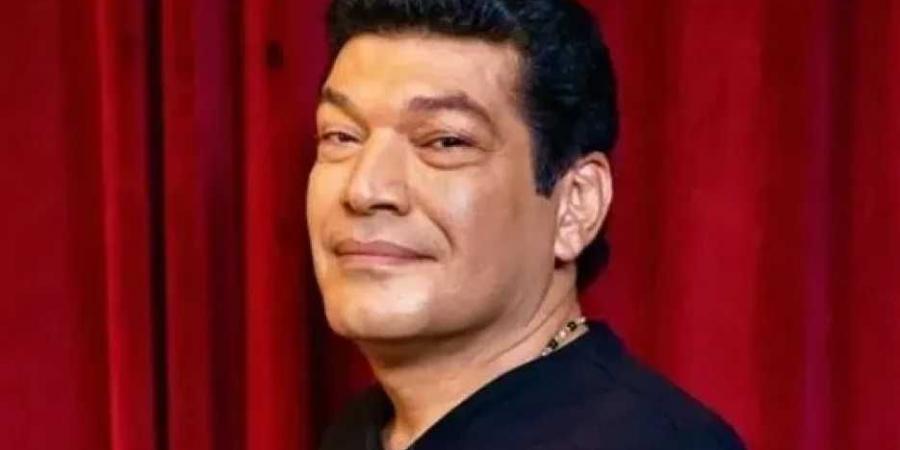 باسم
      سمرة
      ينضم
      إلى
      القصة
      الكاملة..
      راويا
      لأحداث
      المسلسل