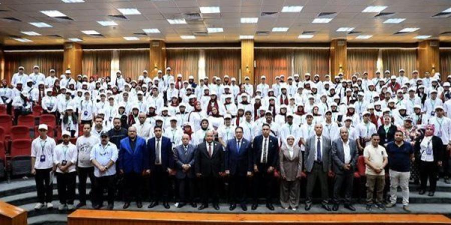 بالبلدي: فرصة
      استثنائية
      لطلاب
      جامعة
      القاهرة
      خلال
      معسكر
      قادة
      المستقبل..
      10
      تدريبات
      مدفوعة
      على
      الابتكار
      والذكاء
      الاصطناعي
