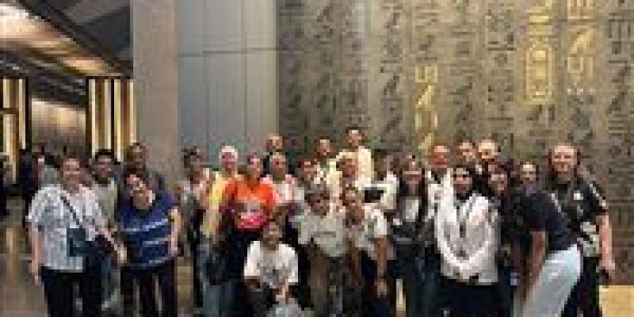 بالبلدي: المتحف
      المصري
      الكبير
      يستقبل
      أبناء
      حزب
      الوعي
      من
      ذوي
      الإعاقة
      السمعية
      في
      زيارة
      ثقافية
      مميزة